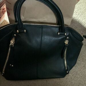 Elegant Black Handbag